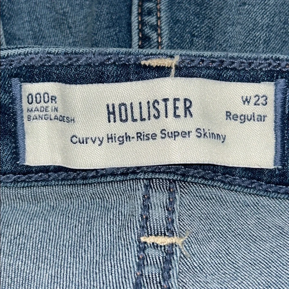 Hollister Curvy High-Rise Super Skinny Distressed Jeans -Blue Wash Size 000R W23 - Picture 11 of 12